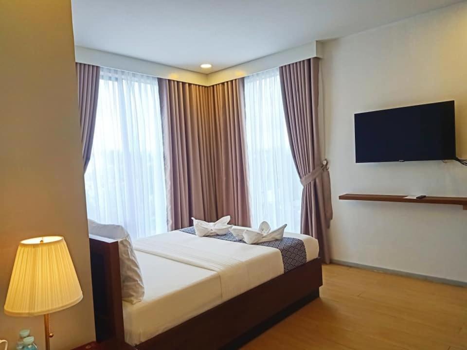 Inncity Hotel كالبايوغ المظهر الخارجي الصورة